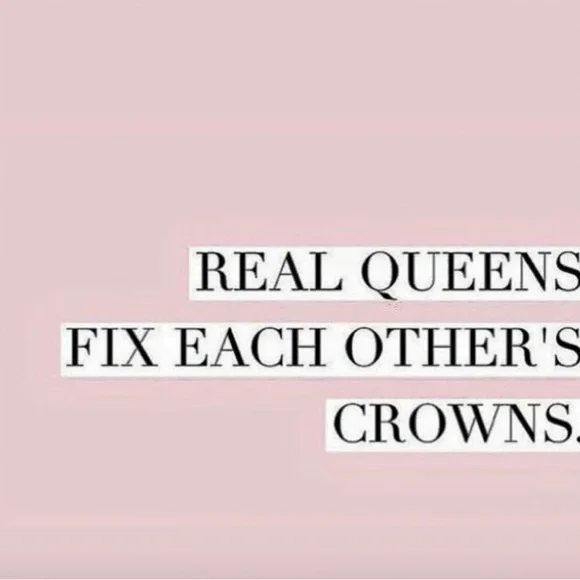 💕 5TH GEAR LUXE IS LIVE! 💕 - Picture 4 of 6